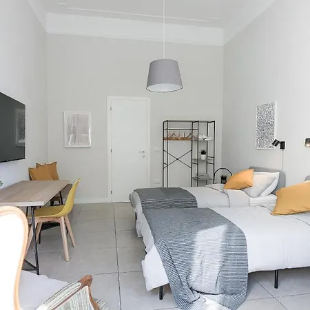 Casa Doclea _Comfort & Relax Nel Cuore Della Citta Naples Exterior photo